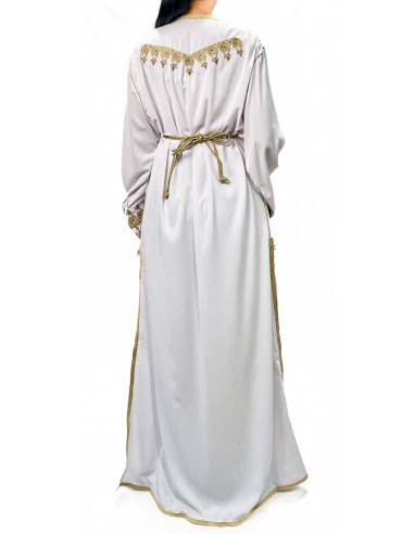 Caftan Marocain Luxe Blanc 2 Pièces – Broderies Dorées & Ceinture Incluse - 3