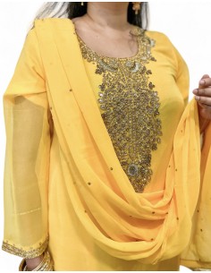 Robe indienne Salwar Kameez perlé jaune et doré  - 1 2