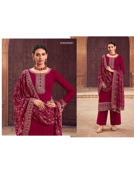 Ensemble Salwar Kameez Cerise avec Broderies Argentées et Dupatta Élégante  - 3