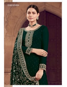 Ensemble Salwar Kameez Vert Émeraude avec Broderies Dorées et Dupatta Luxueuse  - 1 2