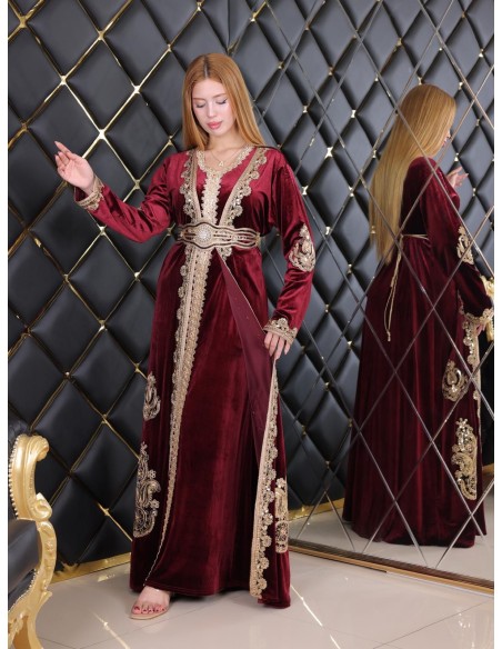 Caftan en Velours Bordeaux avec Broderies bronze dorées - chic à Petit Prix  - 4