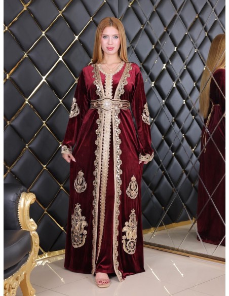 Caftan en Velours Bordeaux avec Broderies bronze dorées - chic à Petit Prix  - 1