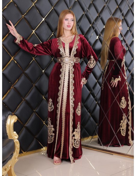 Caftan en Velours Bordeaux avec Broderies bronze dorées - chic à Petit Prix  - 5