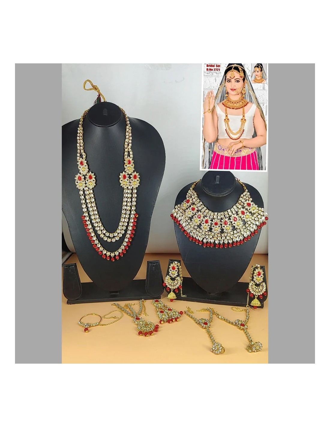 Parure de Mariée Indienne Dorée et Rouge – Collier, Boucles