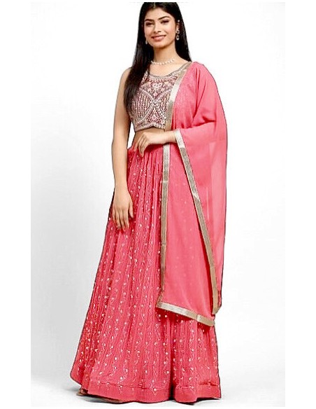 Lehenga Rose Fuchsia avec Broderies Étincelantes - Élégance Indienne pour Mariages et Fêtes  - 1