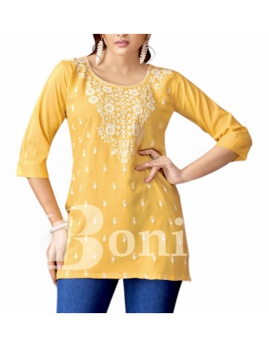 Kurti jaune avec Broderie Florale Élégante  - 1