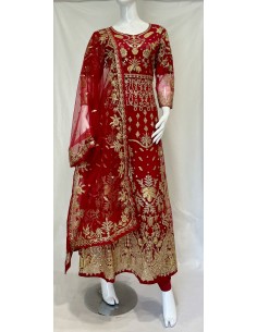 Robe de Mariage Indienne Brodée - Élégance et Raffinement Rouge - 1 2