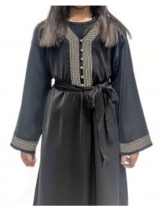 Robe longue pas cher noir à broderies dorées pour enfant  - 1 2