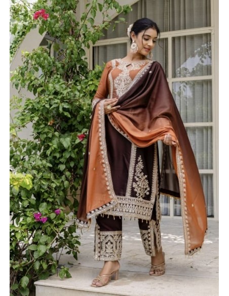 Salwar Kameez 3 pièces brodé - Tenue traditionnelle élégante Anarkali Marron chocolat et cuivre  - 2