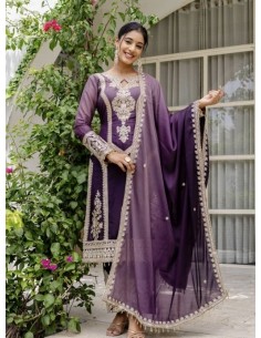 Salwar Kameez 3 pièces brodé - Tenue traditionnelle élégante Anarkali Violet aubergine  - 1
