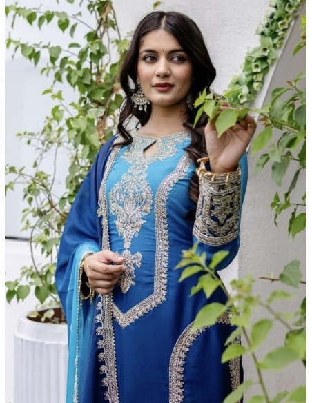 Salwar Kameez 3 pièces brodé - Tenue traditionnelle élégante Anarkali Bleu roi et turquoise  - 2