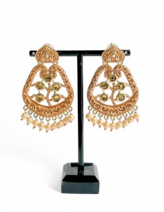 Boucles d’oreilles indiennes beige orangé émaillées – Style jhumka élégant  - 1