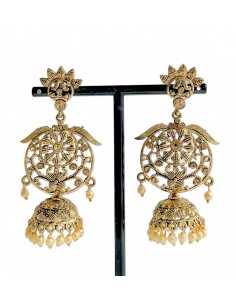 Boucles d’oreilles indiennes dorées sculptées – Design royal avec perles  - 1