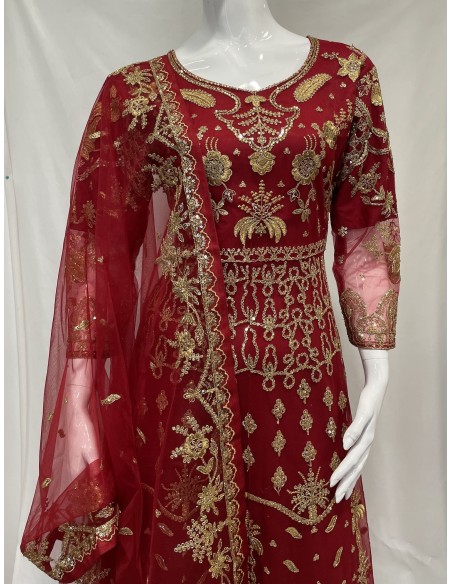 Robe de Mariage Indienne Brodée - Élégance et Raffinement Rouge  - 3