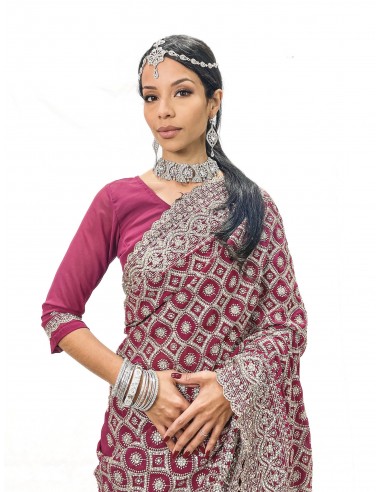 Sari Rouge Brodé Or –Prêt-à-Porter Élégance et Charme Intemporel  - 2
