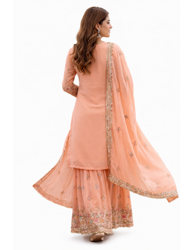 Ensemble Salwar Kameez corail brodé – Élégance orientale & indienne  - 3