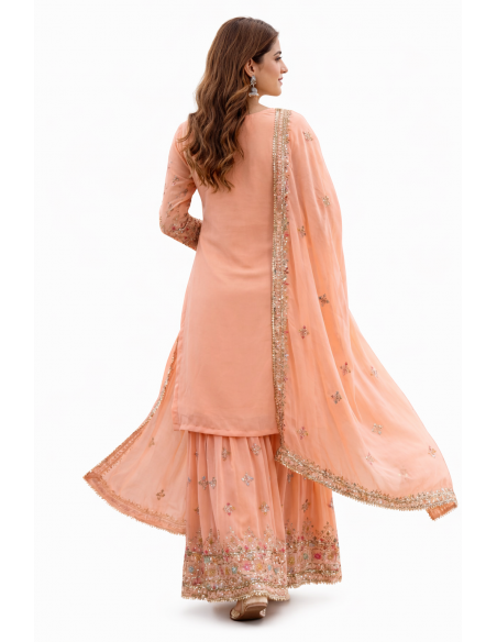 Ensemble Salwar Kameez corail brodé – Élégance orientale & indienne  - 3