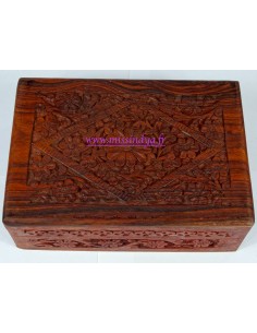 Boite gravé en bois 2