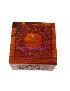 Boite Sculpté en bois 2