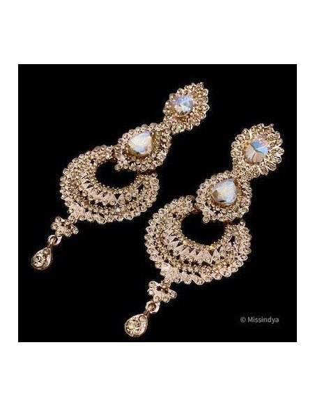 Boucles d'oreilles indienne strass dorée  - 1