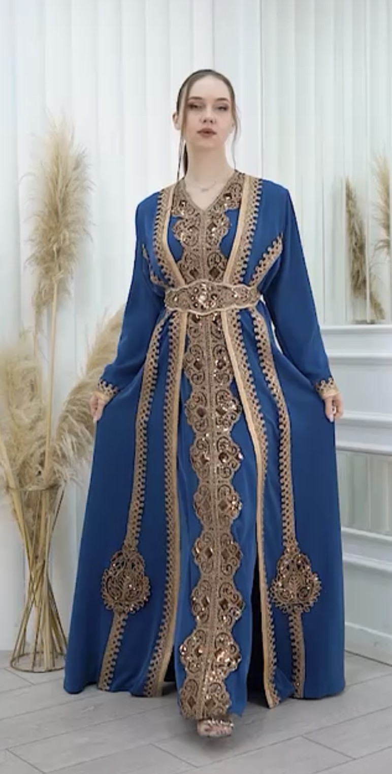 https://missindya.fr/9077/caftan-marocain-robe-oriental-chic-moderne-luxe-bleu-royal.jpg